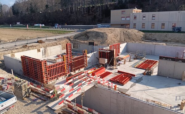 Neubau Bürogebäude und Lagerhalle